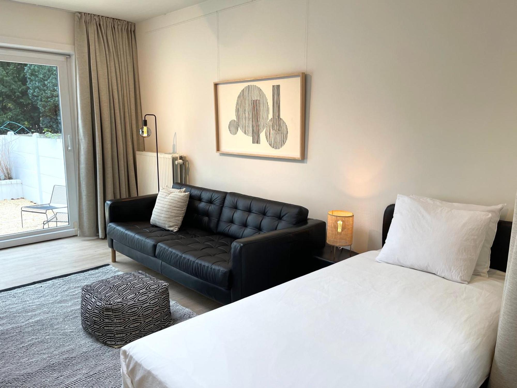 Unique Luxury Apartment With Cosy Garden! Гент Экстерьер фото